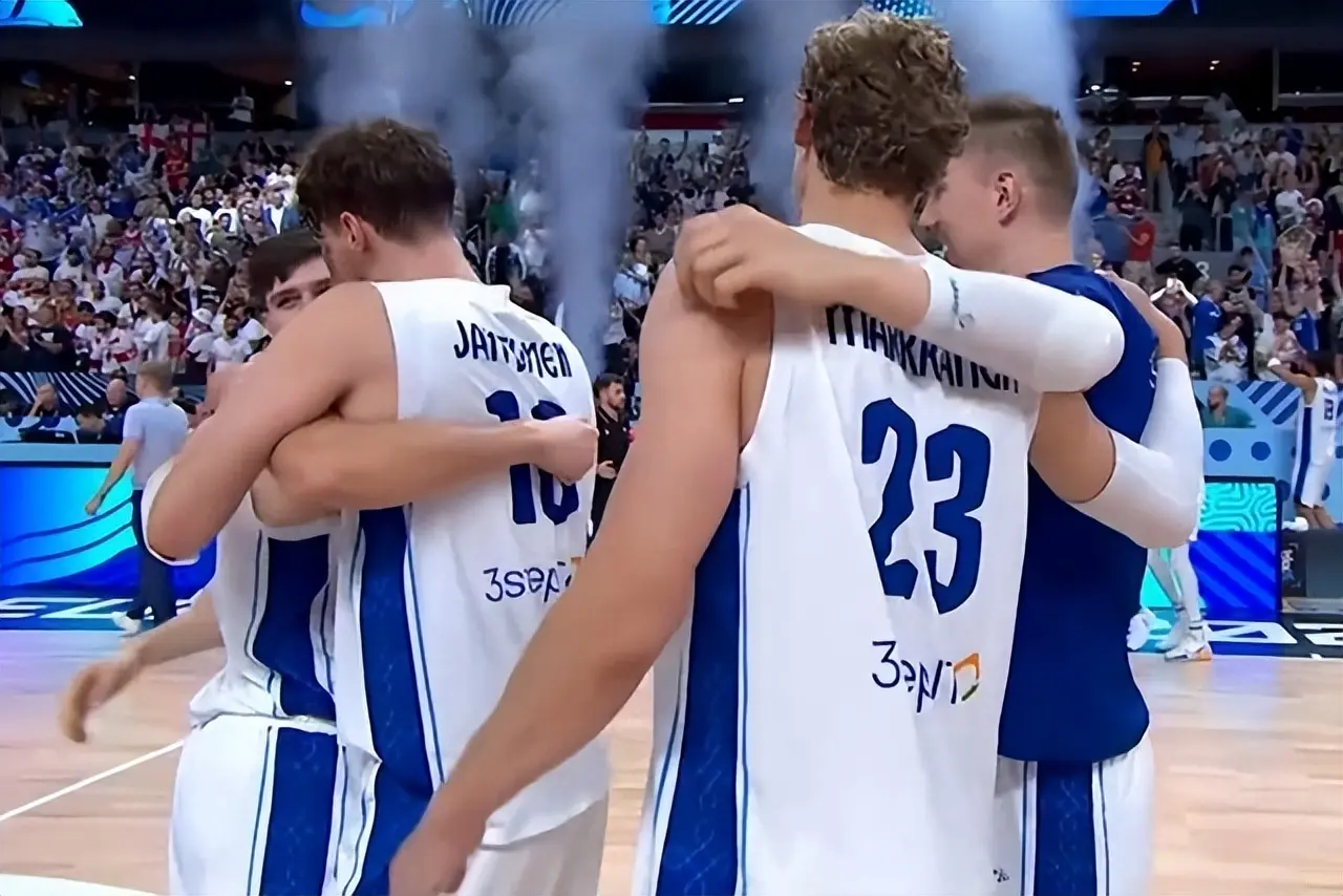 马奥多, 希腊队进入 马奥多, 希腊队进入