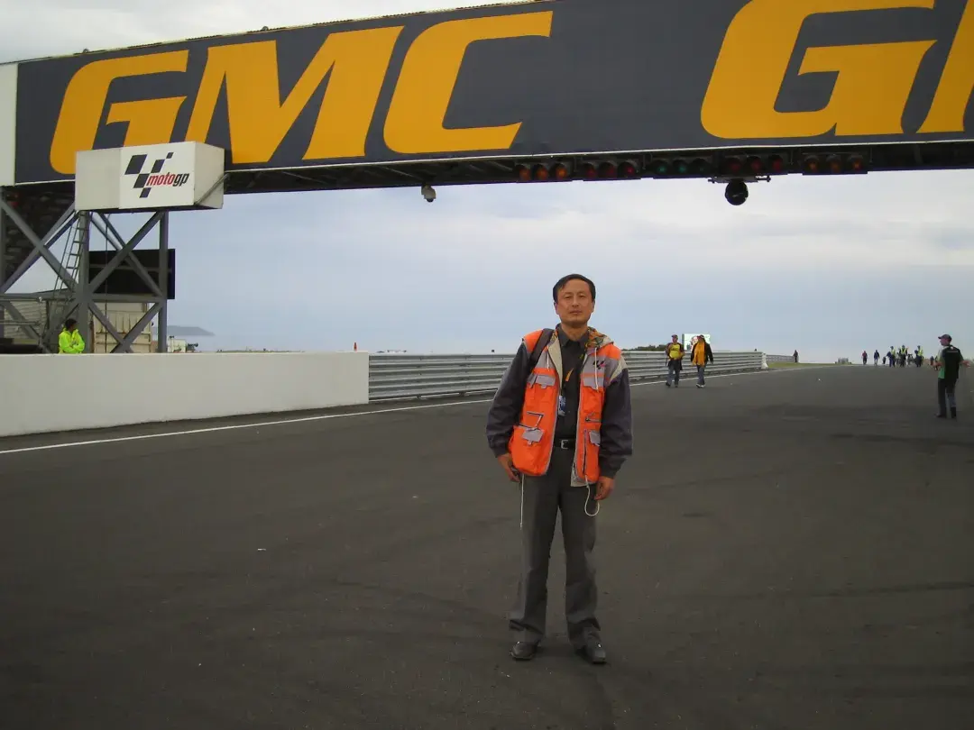 车因难度高, 世界摩托车, src 车因难度高, 世界摩托车, src